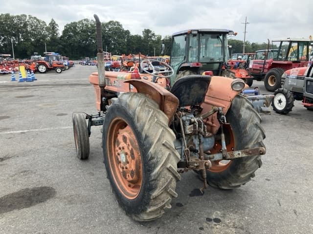 Tractor — Auction (lot 8457-1330)