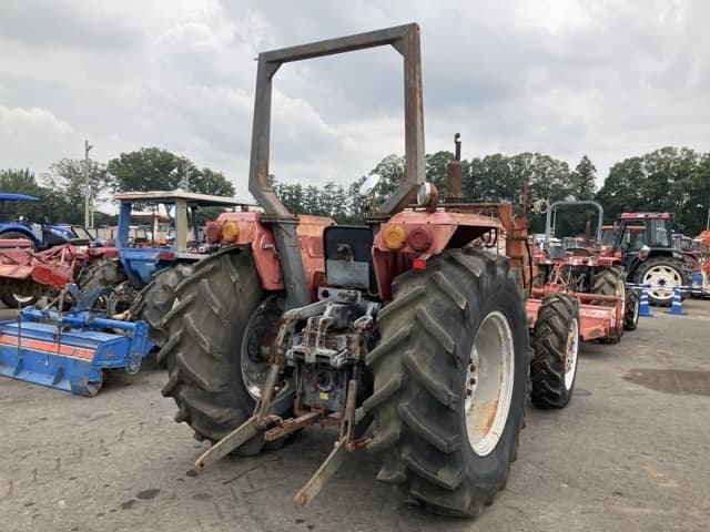 Tractor — Auction (lot 8457-1331)