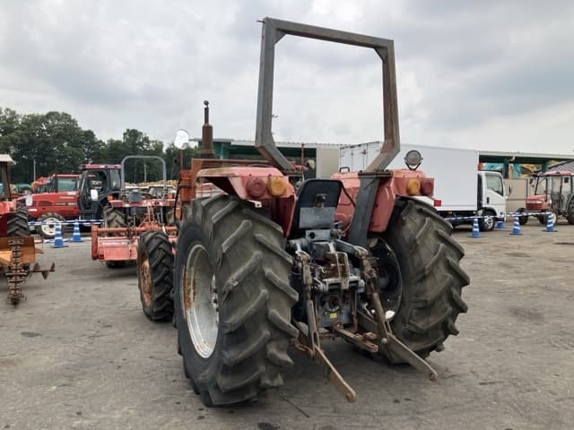 Tractor — Auction (lot 8457-1331)