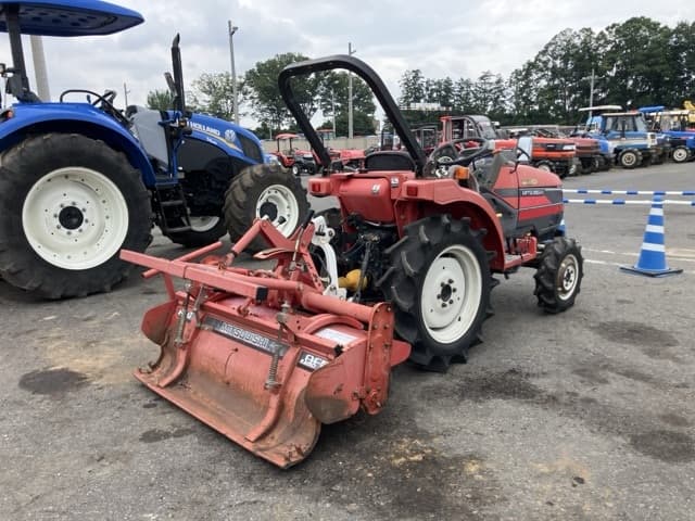 Tractor — Auction (lot 8457-1335)