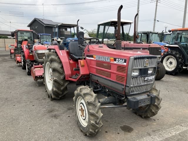 Tractor — Auction (lot 8457-1337)