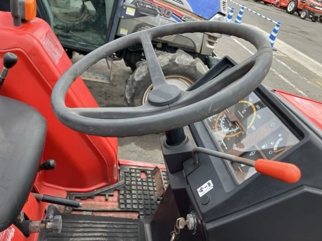 Tractor — Auction (lot 8457-1338)