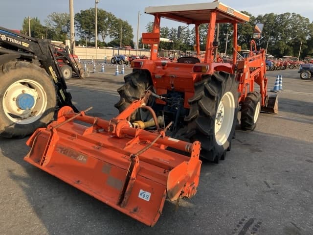 Tractor — Auction (lot 8457-1339)