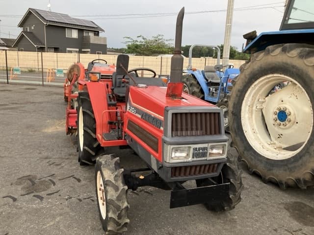 Tractor — Auction (lot 8457-1343)