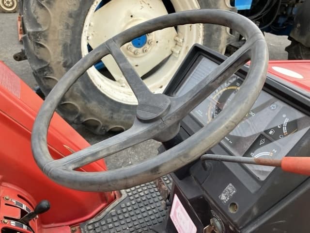 Tractor — Auction (lot 8457-1343)