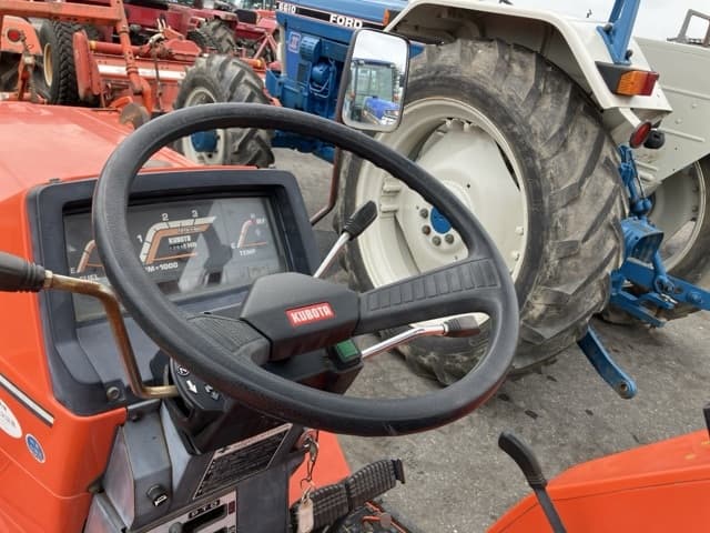 Tractor — Auction (lot 8457-1344)