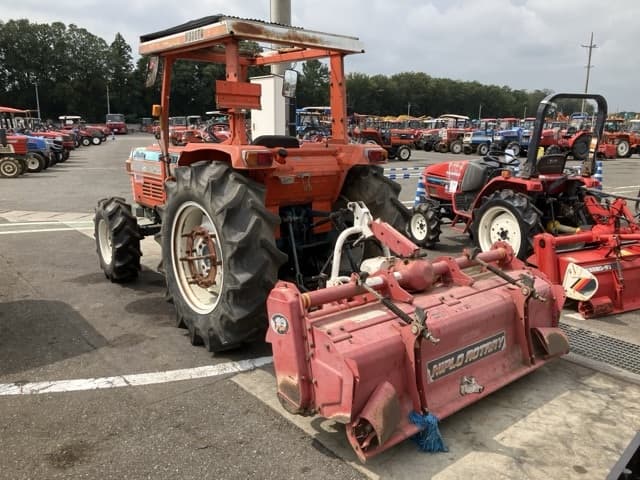 Tractor — Auction (lot 8457-1348)