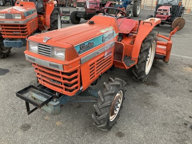 Tractor — Auction (lot 8457-1350)
