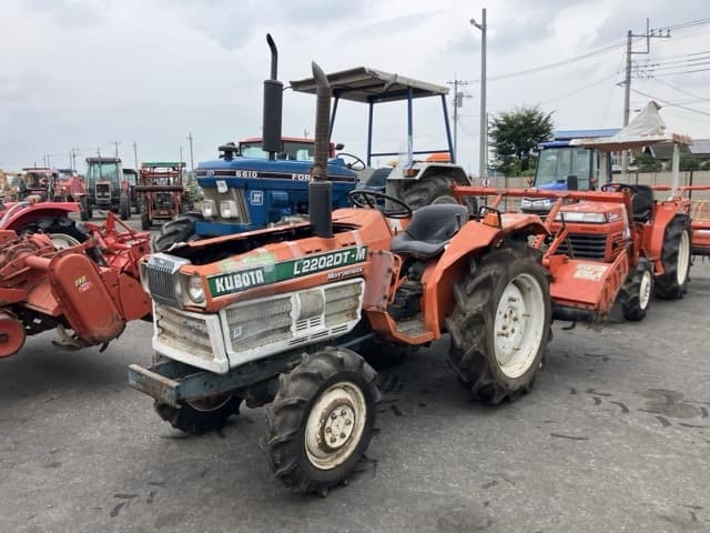 Tractor — Auction (lot 8457-1351)