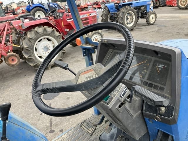 Tractor — Auction (lot 8457-1355)