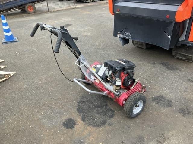LAWN MOWER — Auction (lot 8457-1359)