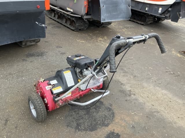 LAWN MOWER — Auction (lot 8457-1359)