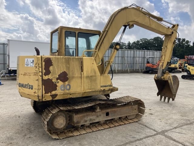EXCAVATOR — Auction (lot 8457-136)