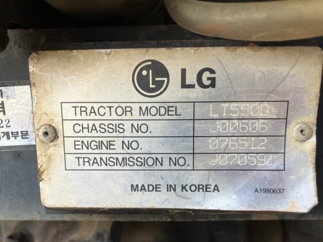 Tractor — Auction (lot 8457-1366)
