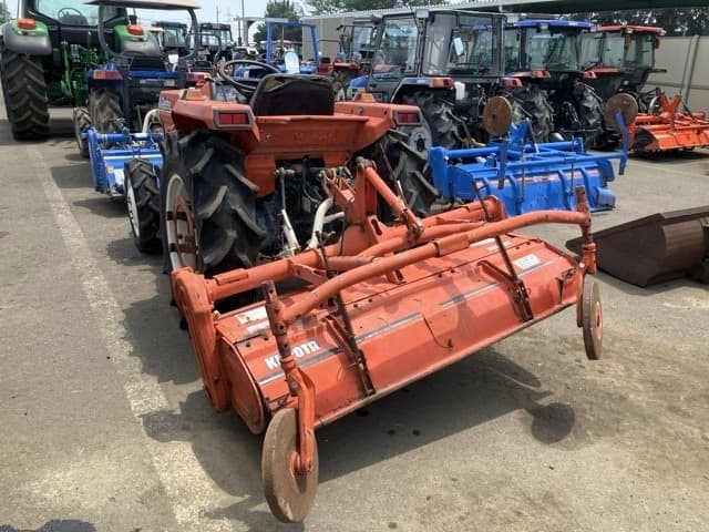 Tractor — Auction (lot 8457-1373)