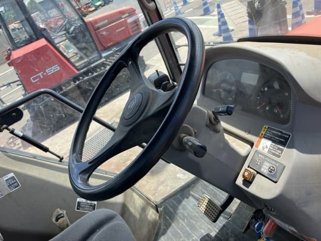 Tractor — Auction (lot 8457-1396)