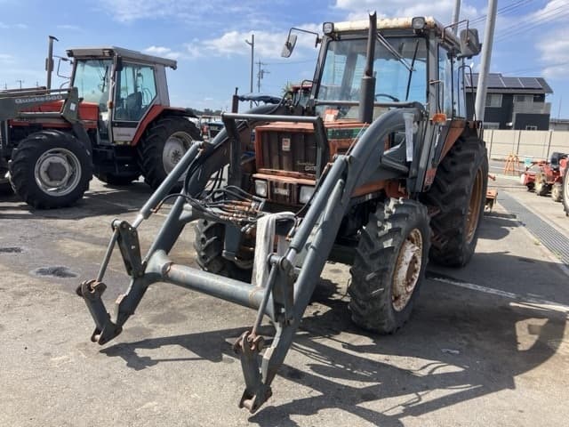 Tractor — Auction (lot 8457-1398)