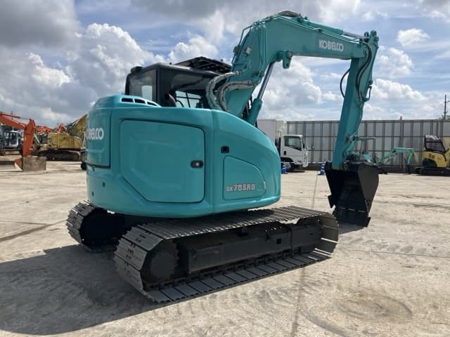 EXCAVATOR — Auction (lot 8457-140)