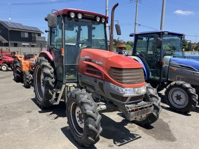 Tractor — Auction (lot 8457-1408)