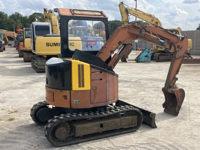 MINI EXCAVATOR — Auction (lot 8457-141)