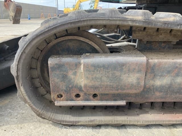 MINI EXCAVATOR — Auction (lot 8457-141)