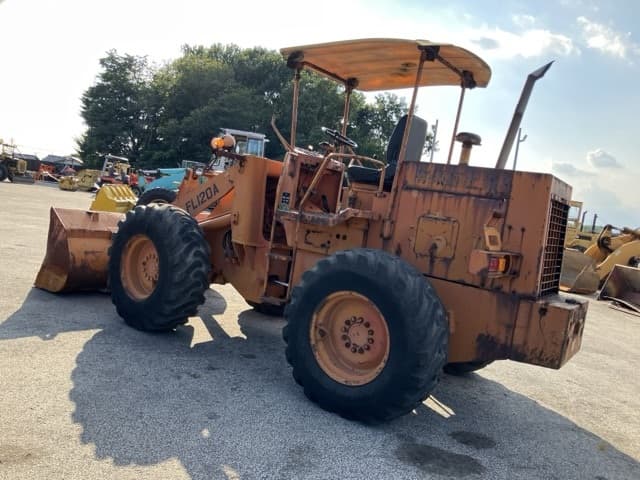 WHEEL LOADER — Auction (lot 8457-142)