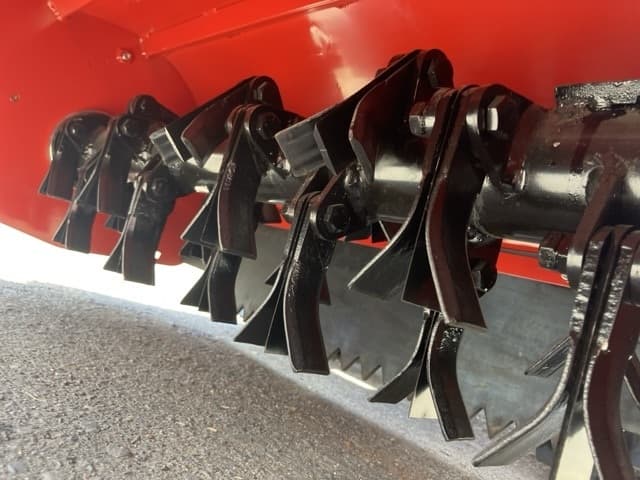 MOWING MACHINE — Auction (lot 8457-1430)