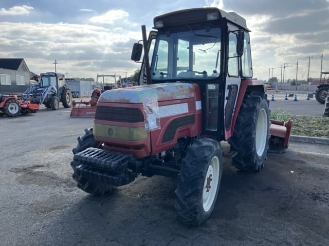 Tractor — Auction (lot 8457-1435)