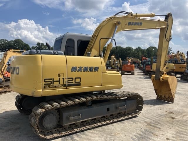 EXCAVATOR — Auction (lot 8457-15)