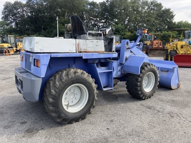 WHEEL LOADER — Auction (lot 8457-154)