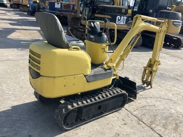 MINI EXCAVATOR — Auction (lot 8457-155)