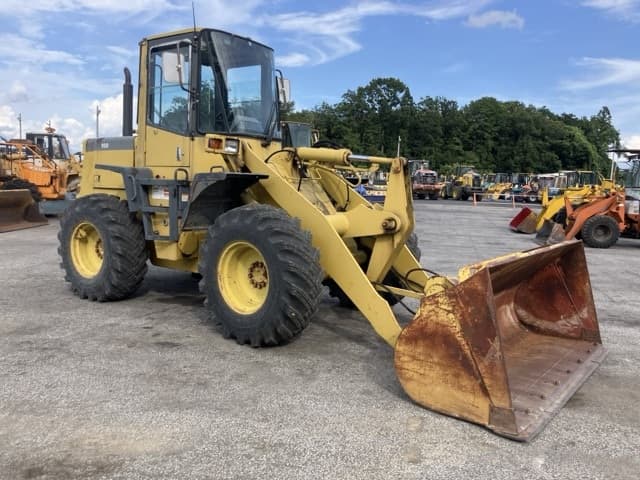 WHEEL LOADER — Auction (lot 8457-158)