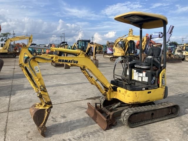 MINI EXCAVATOR — Auction (lot 8457-162)