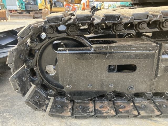 MINI EXCAVATOR — Auction (lot 8457-167)