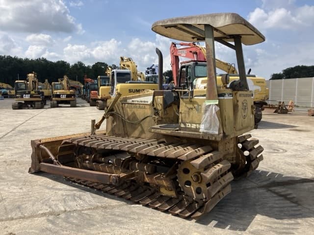 Bulldozer — Auction (lot 8457-17)