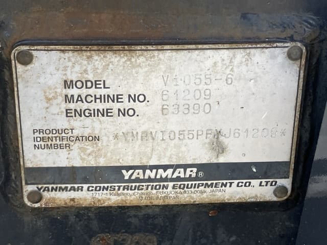 MINI EXCAVATOR — Auction (lot 8457-172)