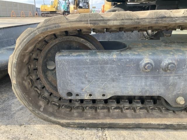 MINI EXCAVATOR — Auction (lot 8457-174)