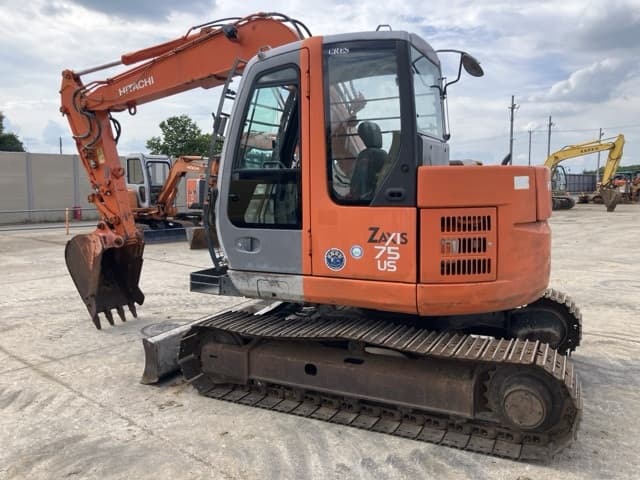EXCAVATOR — Auction (lot 8457-175)