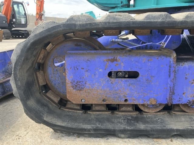MINI EXCAVATOR — Auction (lot 8457-176)