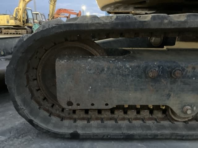 MINI EXCAVATOR — Auction (lot 8457-177)