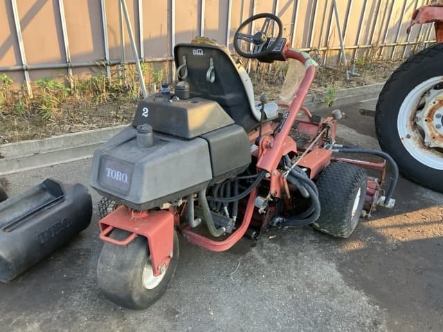 LAWN MOWER — Auction (lot 8457-1804)