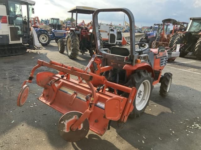 Tractor — Auction (lot 8457-1807)