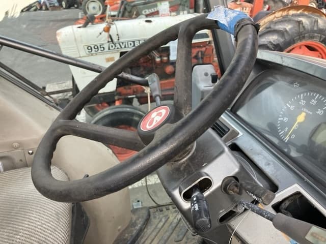 Tractor — Auction (lot 8457-1808)