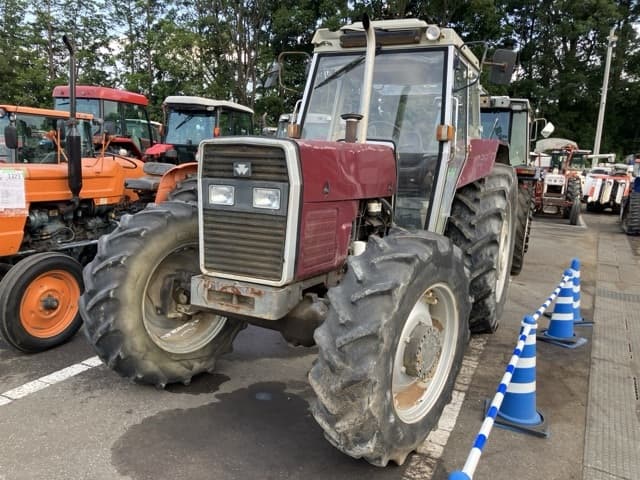 Tractor — Auction (lot 8457-1809)