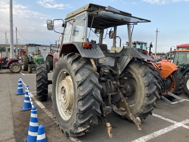 Tractor — Auction (lot 8457-1809)