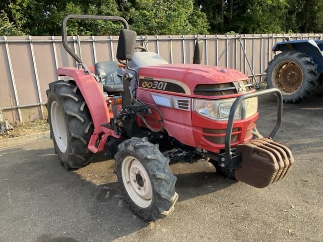 Tractor — Auction (lot 8457-1810)