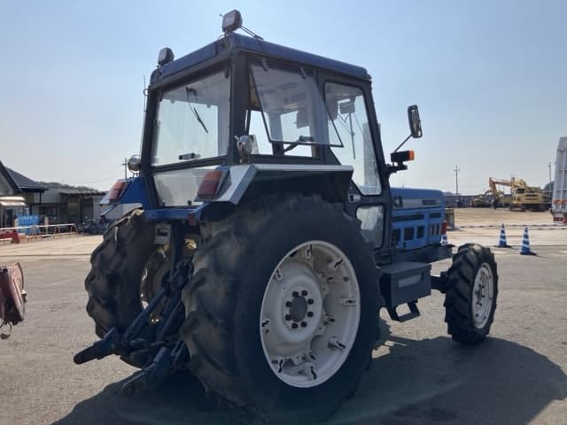 Tractor — Auction (lot 8457-1822)