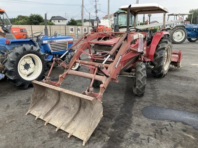 Tractor — Auction (lot 8457-1823)