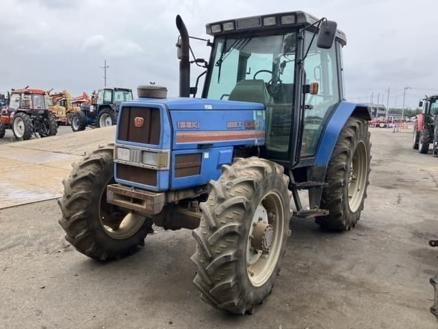 Tractor — Auction (lot 8457-1826)