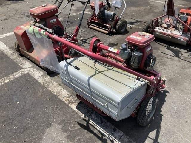 MOWING MACHINE — Auction (lot 8457-1828)